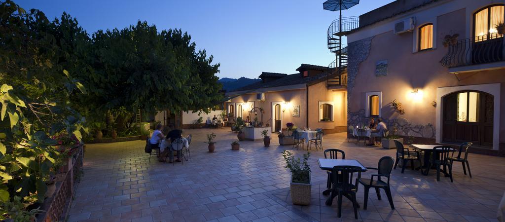 Agriturismo Terrenia Βίλα Trappitello Εξωτερικό φωτογραφία