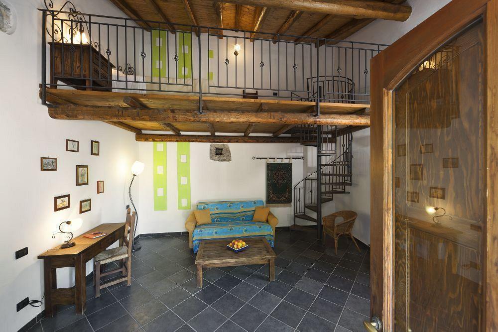 Agriturismo Terrenia Βίλα Trappitello Εξωτερικό φωτογραφία